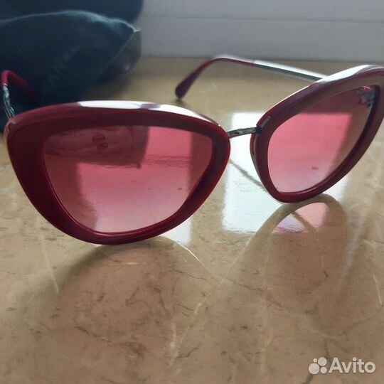 Солнцезащитные очки женские chanel