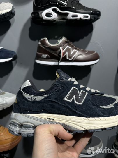 Кроссовки New Balance 2002r