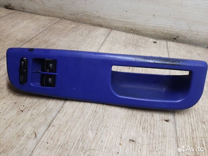 Блок управления стеклоподъемниками Skoda Octavia