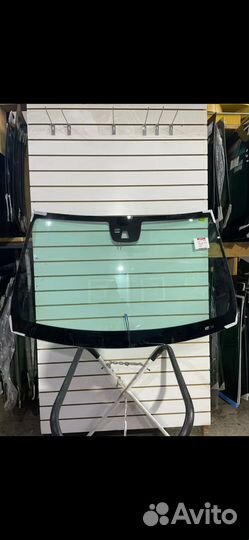 Лобовое стекло на Citroen Xantia