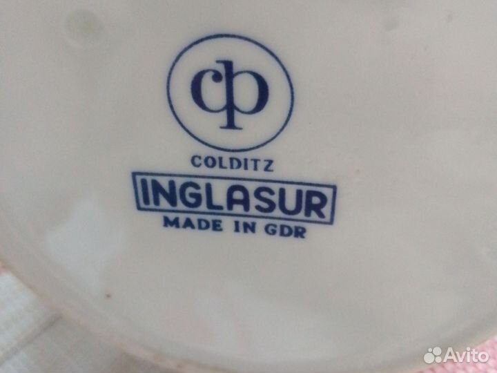 Большой заварочный чайник ГДР и масленка