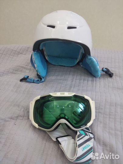 Шлем и очки горнолыжные