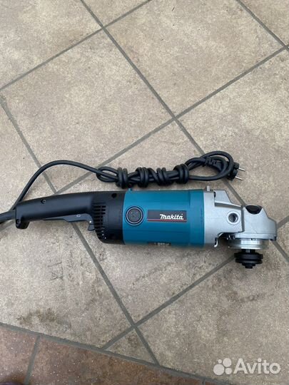 Ушм Makita 9069 F