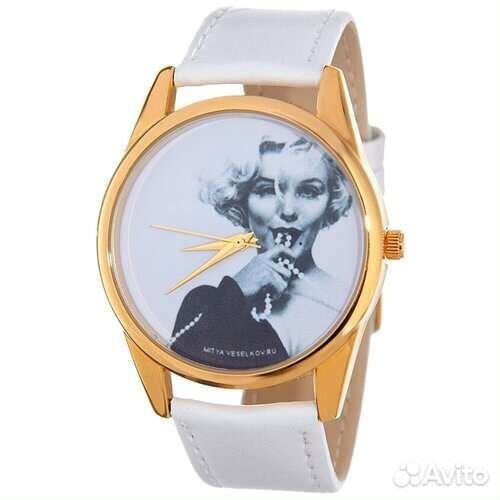 Наручные часы Mitya Veselkov Монро с бусами