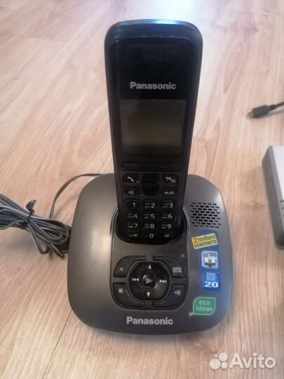 Телефон Panasonic kx-tg6421ru