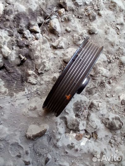 Тойота avensis шкив 2.0