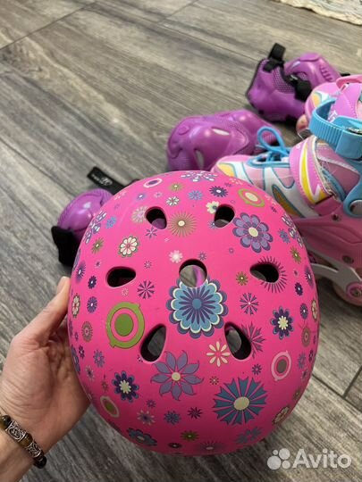 Детские ролики и защита и шлем