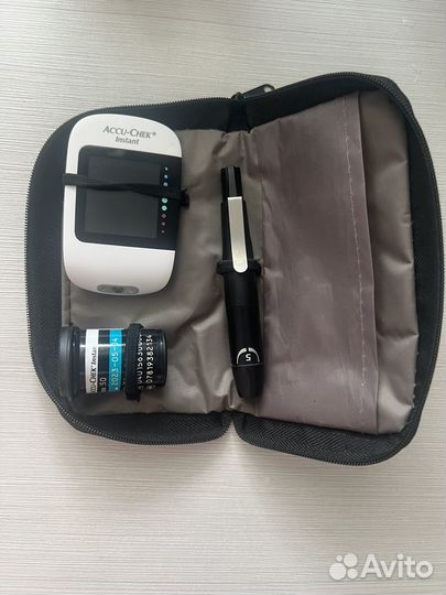 Глюкометр акку чек инстант. Accu-chek instant