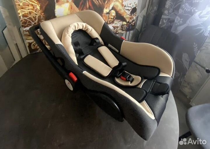 Детское автокресло