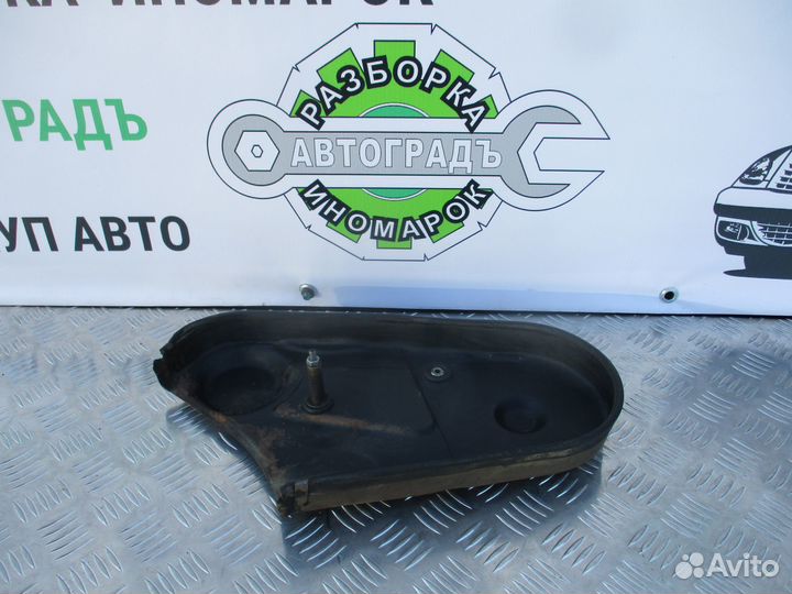 Кожух грм верхний Audi 100 C3 1988г 2.0 RT