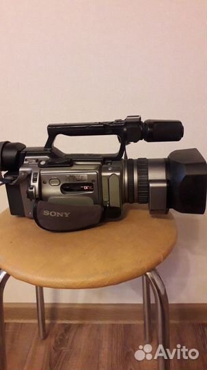 Цифровая видеокамера sony