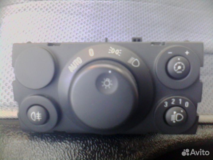 Блок управления светом Опель Астра Н