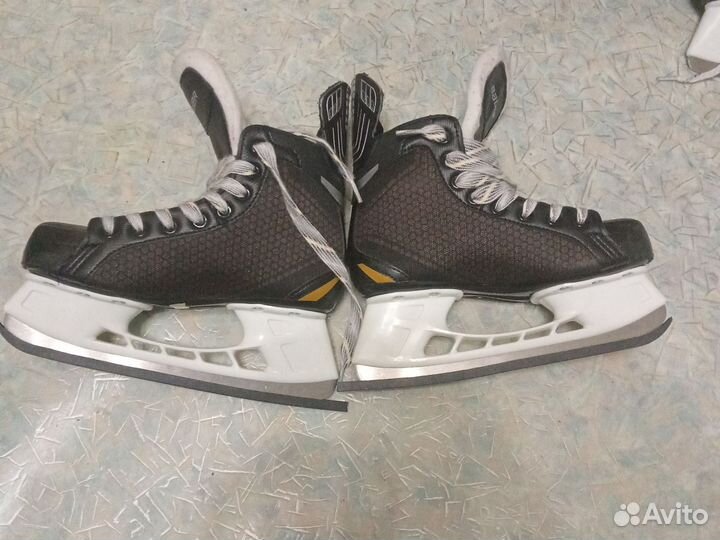 Коньки хоккейные Bauer подростковые