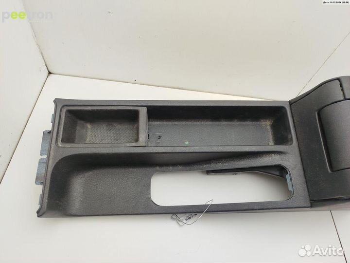 Б/У Б/У Подлокотник 22590124982 BMW