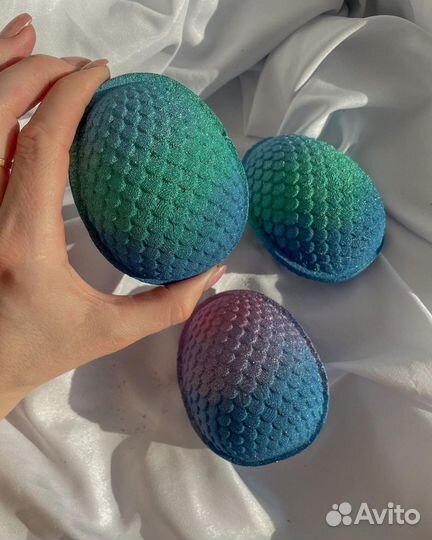 Бомбочка с игрушкой внутри