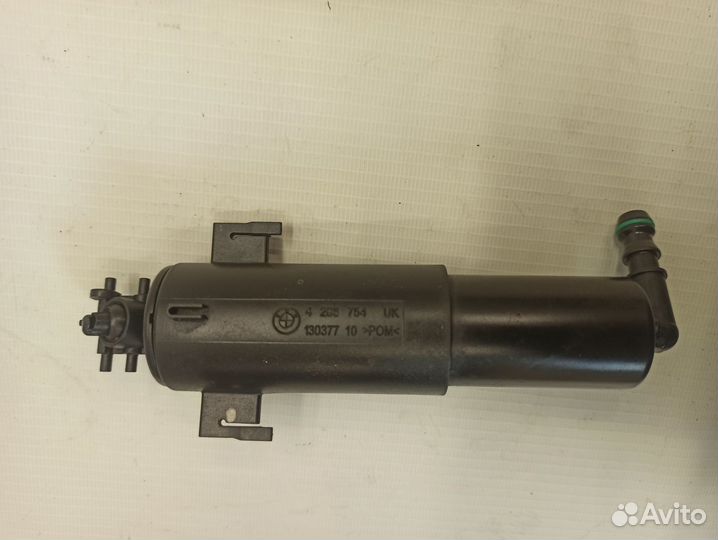 Форсунка омывателя фар правая BMW X5 E70