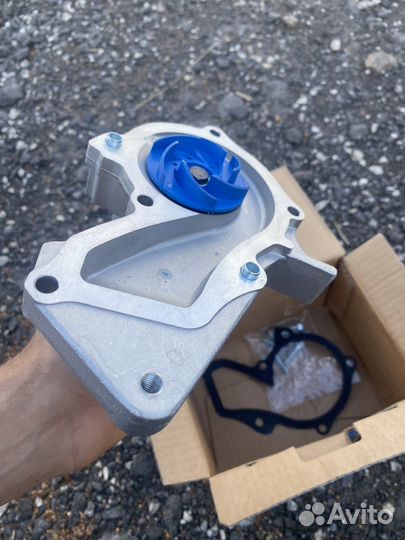 Помпа на ford focus 2 1 6