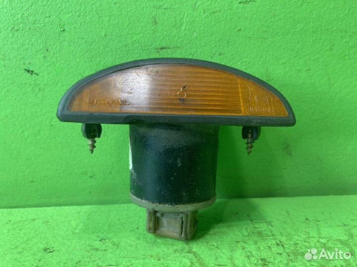 Фонарь указателя поворота RVI premium