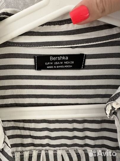 Рубашка женская bershka M