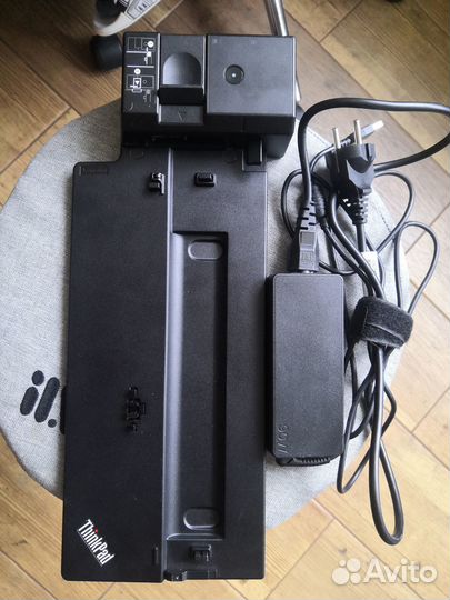 Lenovo 40AG0090EU ThinkPad Basic Docking Station