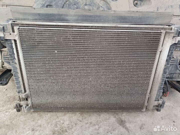 Радиатор кондиционера передний Skoda Octavia A7