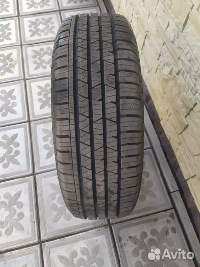 Continental CrossContact LX 215/65 R16 98H