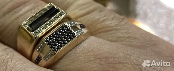 Мужской золотой перстень