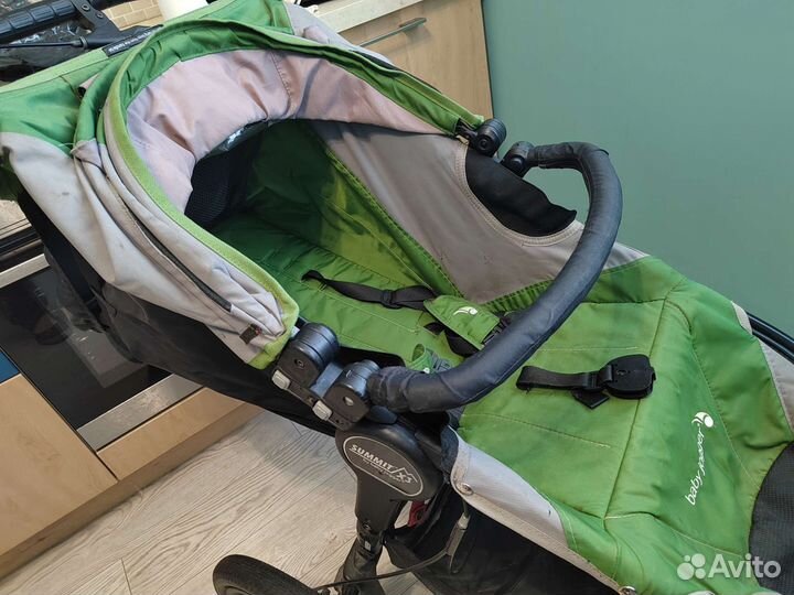 Коляска Baby jogger Summit X3