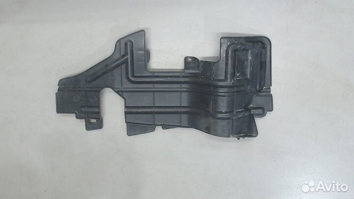 Воздуховод Toyota Avensis 2, 2006