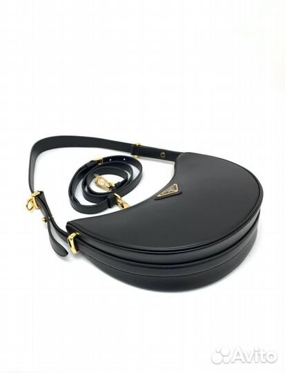 Кожаная мини сумка Prada