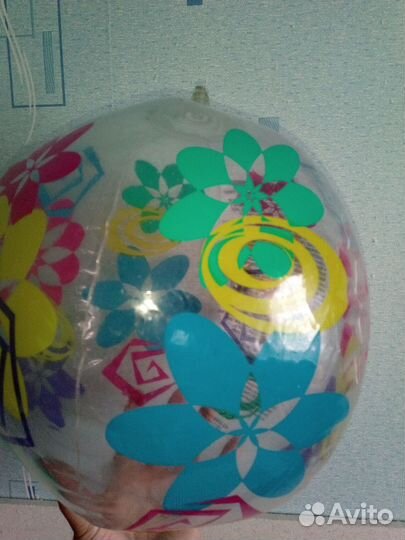 Надувной мяч