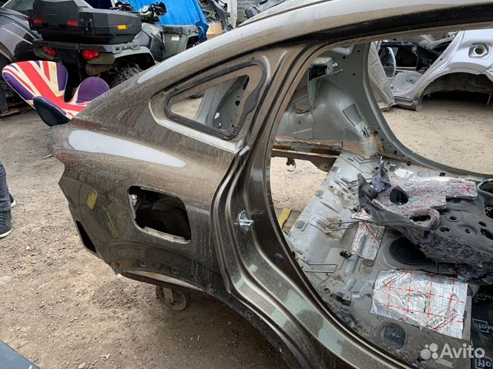 Четверть задняя правая Renault Arkana