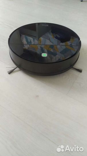 Робот пылесос