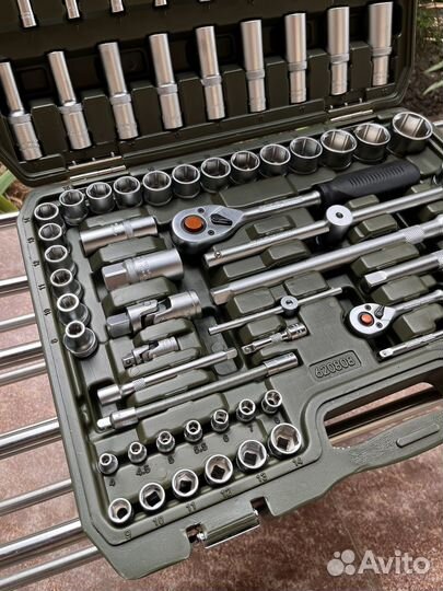 Набор инструментов 108 предметов дело техники