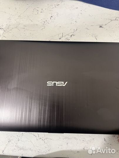 Ноутбук asus
