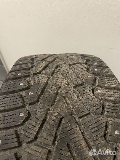 Pirelli Ice Zero 225/45 R18 и 245/40 R18