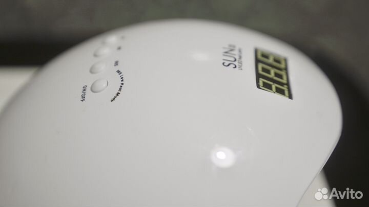 Лампа для сушки ногтей