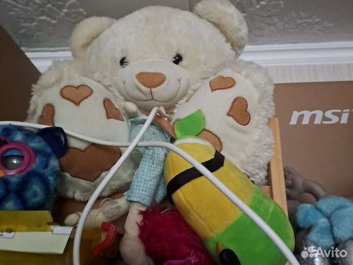 Плюшевый медведь