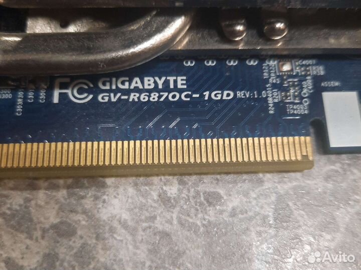 Видеокарта AMD Radeon 6870 1Gb 256Bit