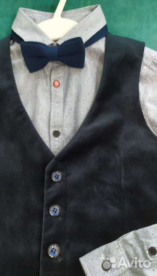 Брюки жилет рубашка 122 на мальчика новые