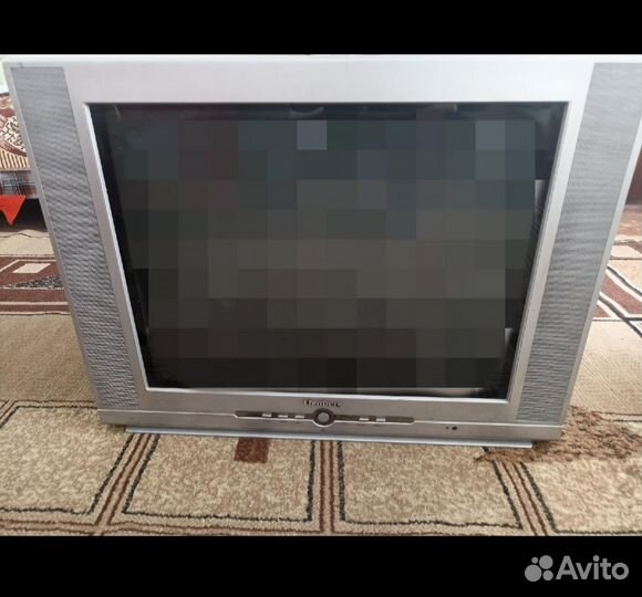 Телевизор на запчасти
