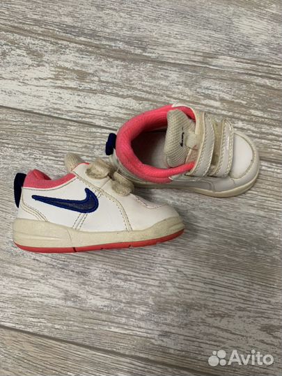 Кроссовки Nike