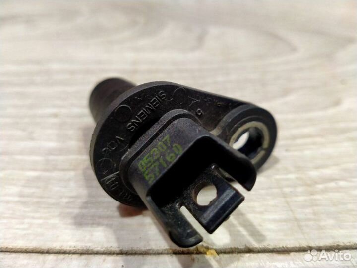 Датчик положения распредвала Bmw 530I E61 N52N 3.0