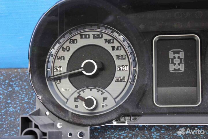 Панель приборов Mitsubishi Pajero (Митсубиси Падже