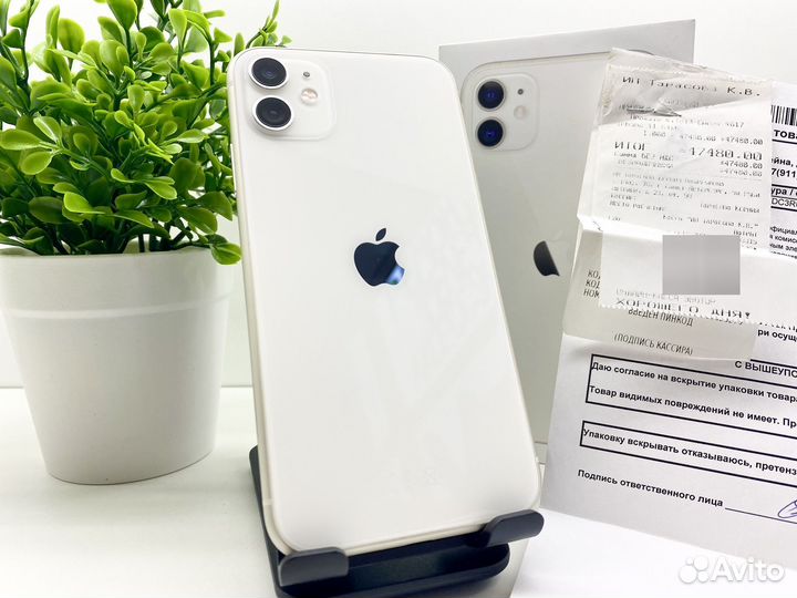 iPhone 11, 64 ГБ