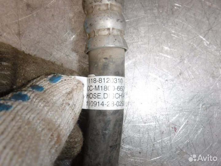 Трубка кондиционера Лада Калина Спорт 21126 2011