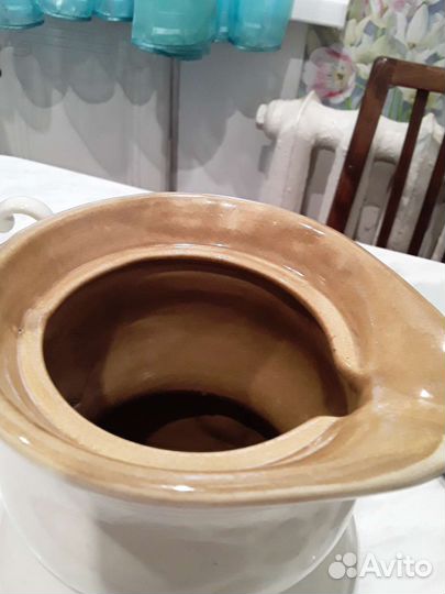 Кувшин с крышкой и кружкой керамический