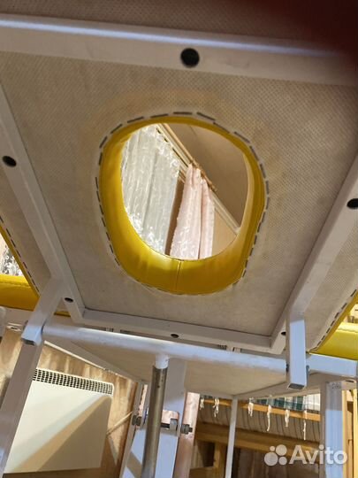 Косметологический стол