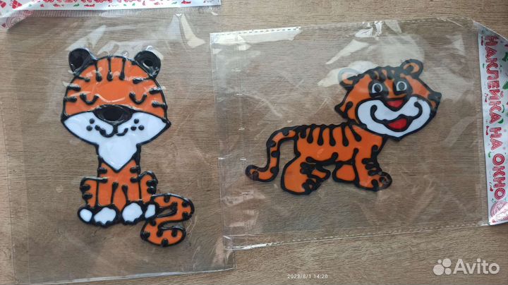 Многоразовые наклейки на окна