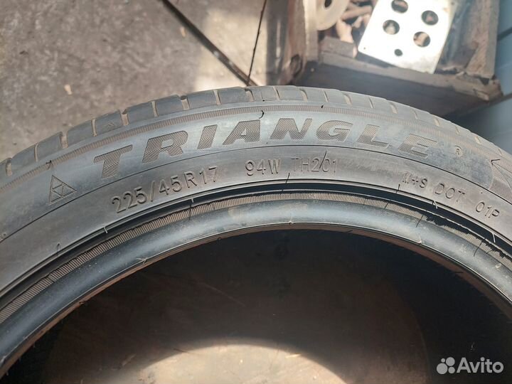 Triangle Sportex TSH11 225/40 R17 94W